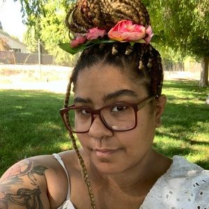 Meet your Posher, Alexandria